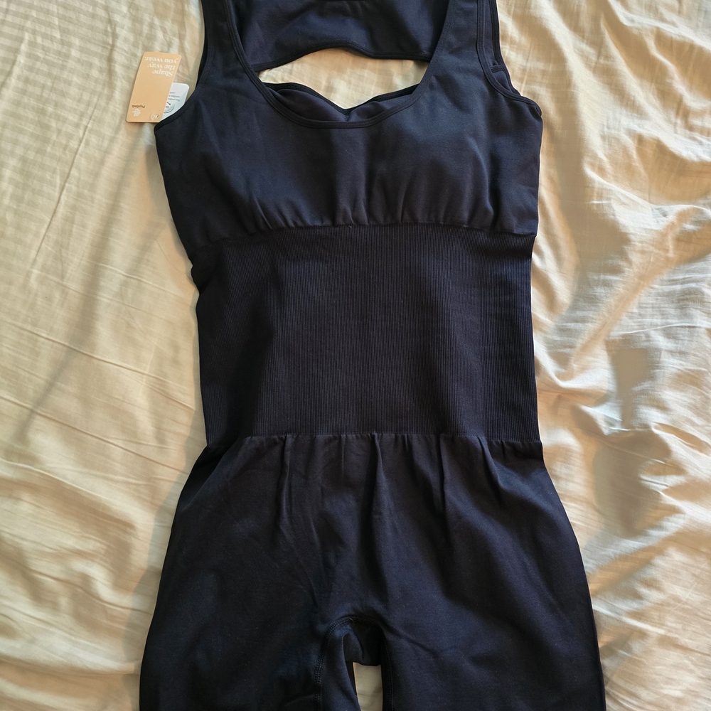 Seamless Black Romper